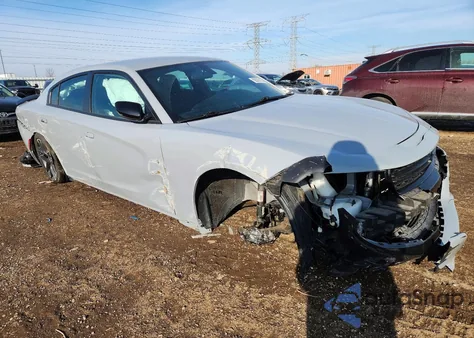 2021 Dodge Charger Sxt z USA, uszkodzony, nr VIN 2C3CDXBGXMH678541
